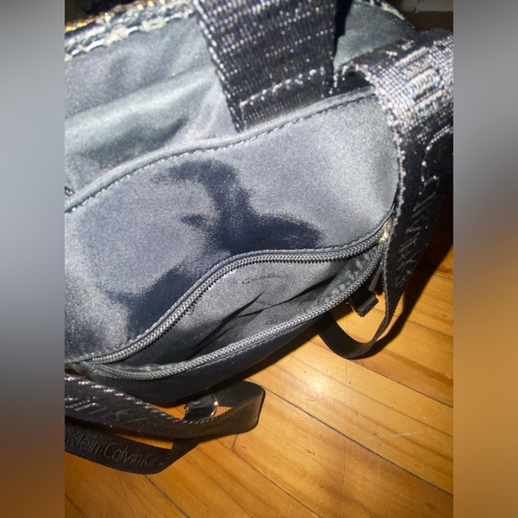 Calvin Klein - Picture 9 of 9